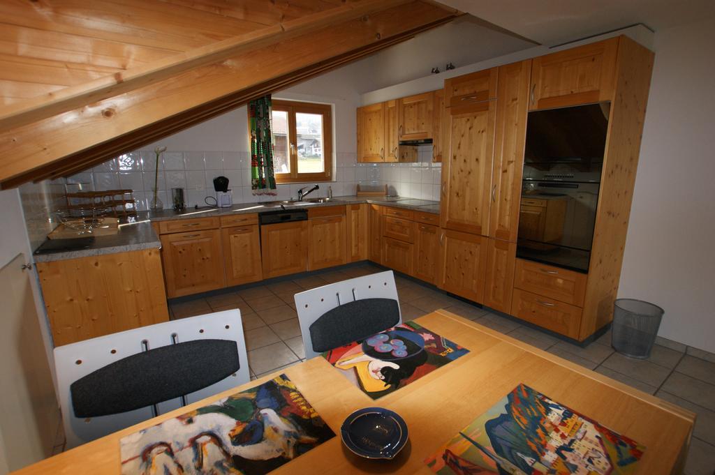Gotschnablick Apartment Klosters Phòng bức ảnh